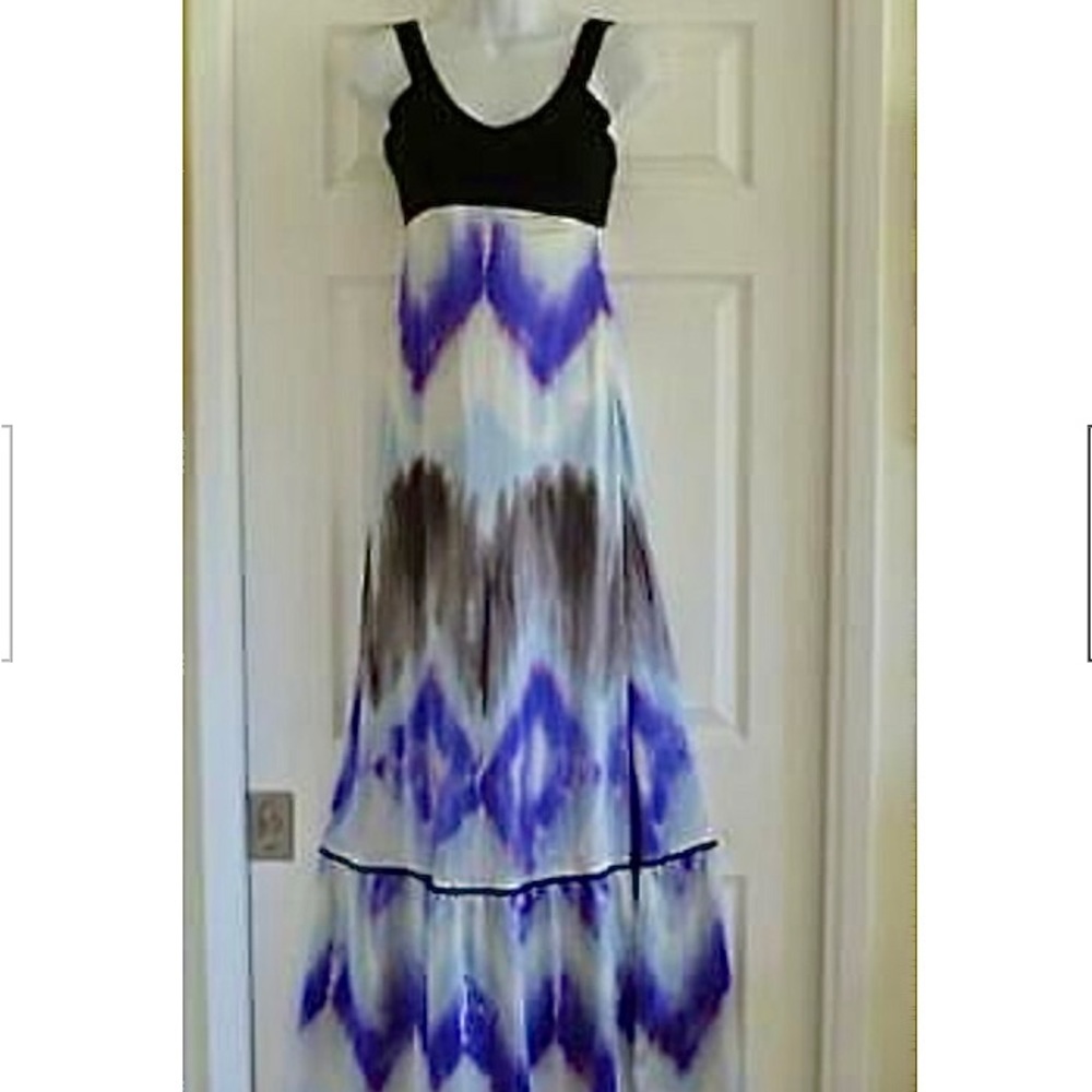 Guess by Marciano: Stunningly sexy and sleek maxi dress, XS